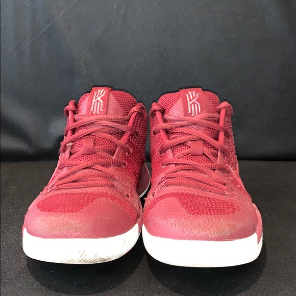 Nike Kyrie 5 Burgundy Kids - Picture 2 of 5